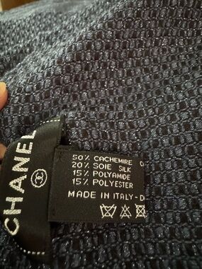 CHANEL Black Textured Knit Labelled Sweater